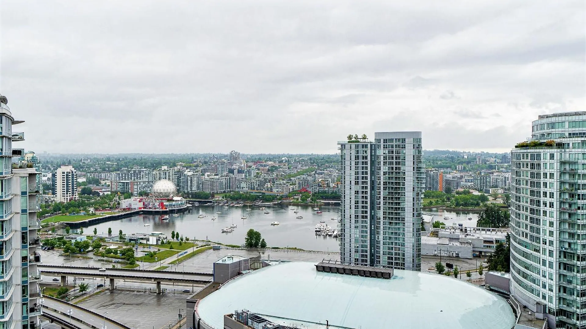 Appartement Home In The Sky With Gorgeous Water Views Vancouver Canada